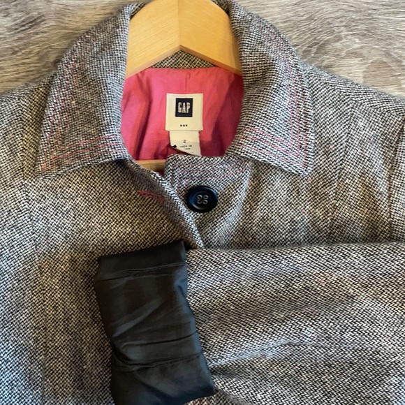 GAP black and white wool blend blazer, size 2 - Picture 6 of 13